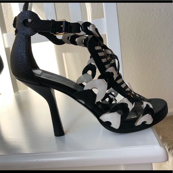 Gorgeous unique Balenciaga leather heeled sandals - Picture 5 of 10
